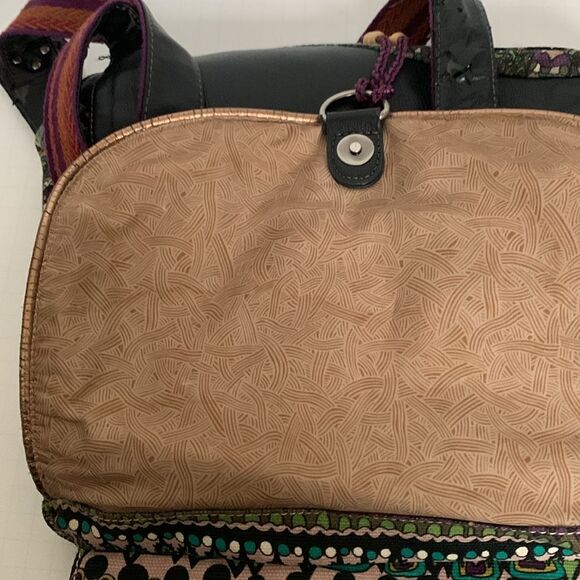 Sakroots Artist Circle Multicolored Boho Convertible Shoulder Bag Backpack - Picture 11 of 16